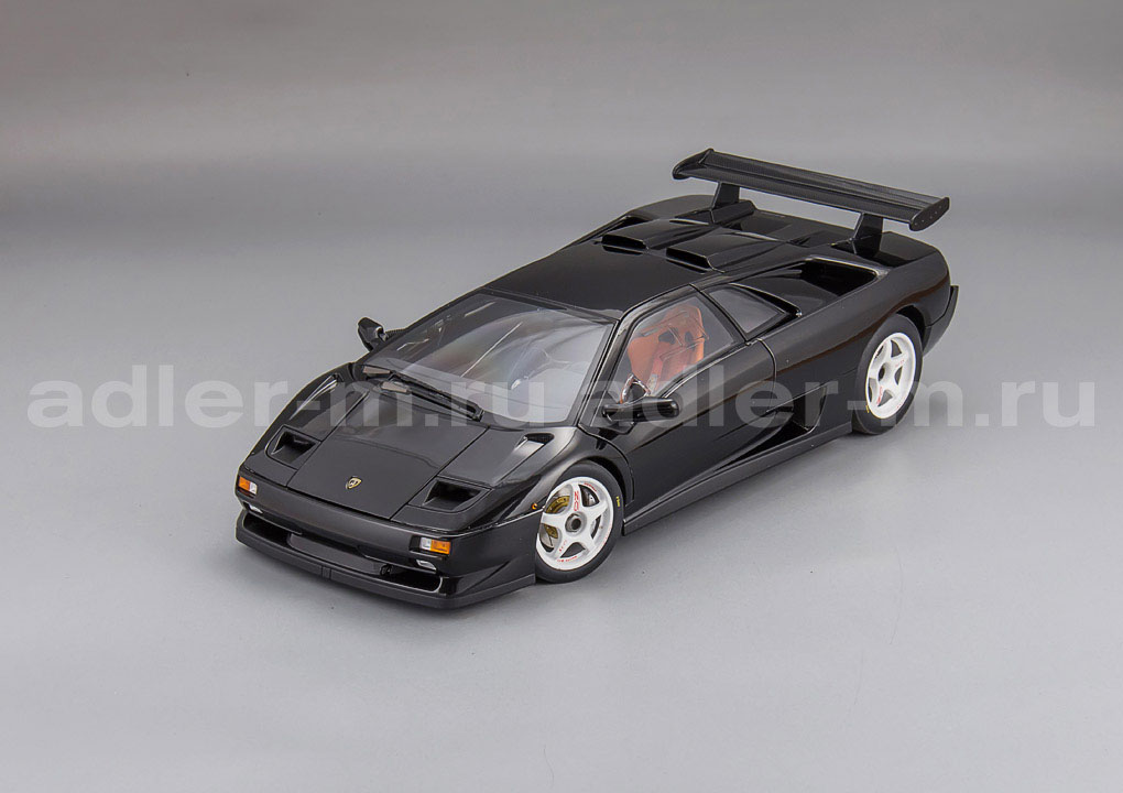 AUTOART 1:18 Lamborghini Diablo SV-R (deep black) 79146