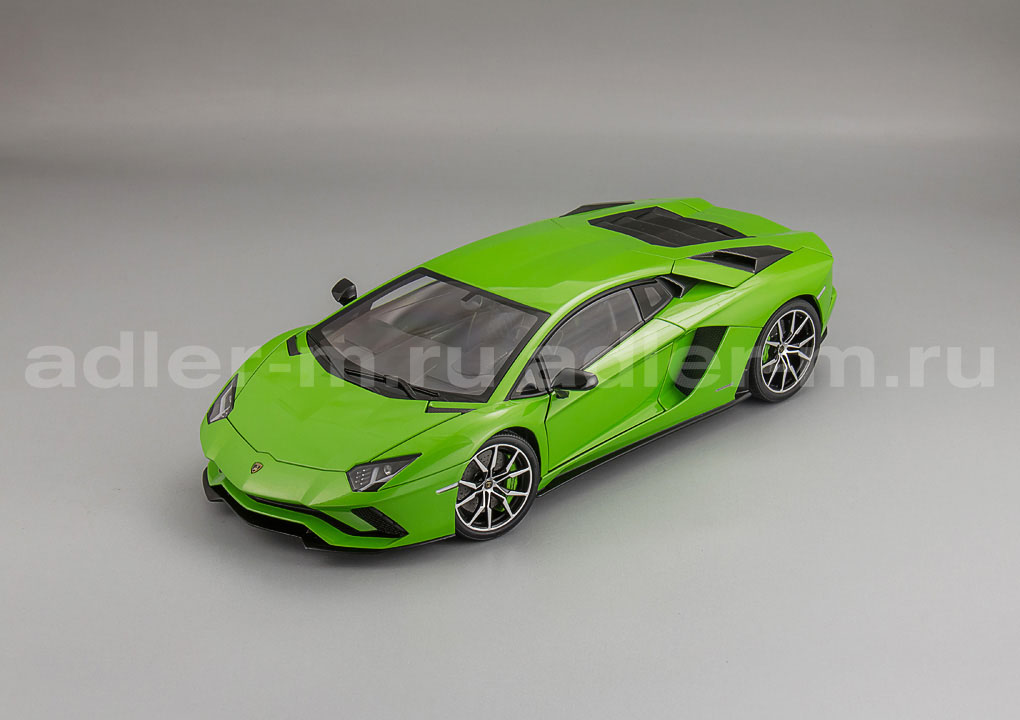 AUTOART 1:18 Lamborghini Aventador S - 2017 (green) 79133