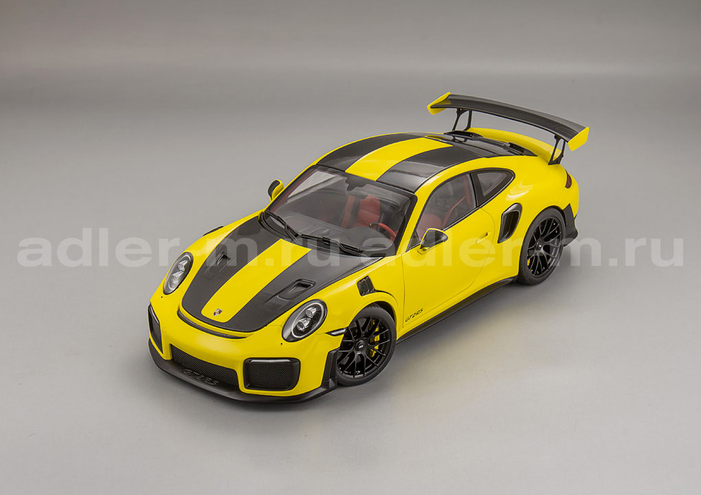 AUTOART 1:18 Porsche 911 (991.2) GT2 RS Weissach Package (racing yellow) 78172