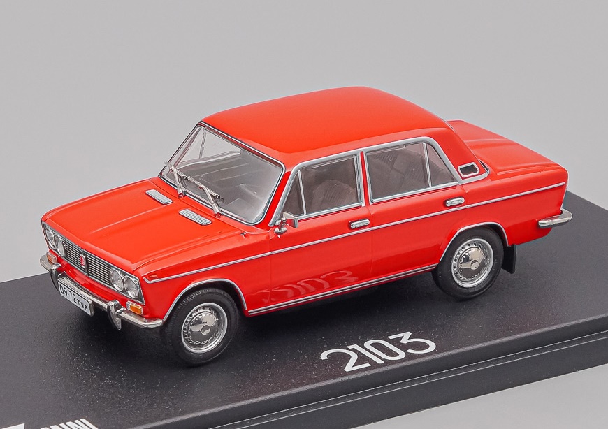 EVR-mini 1:43 Советский автомобиль 2103 (1972-1973) (красный) EVRM0343-04