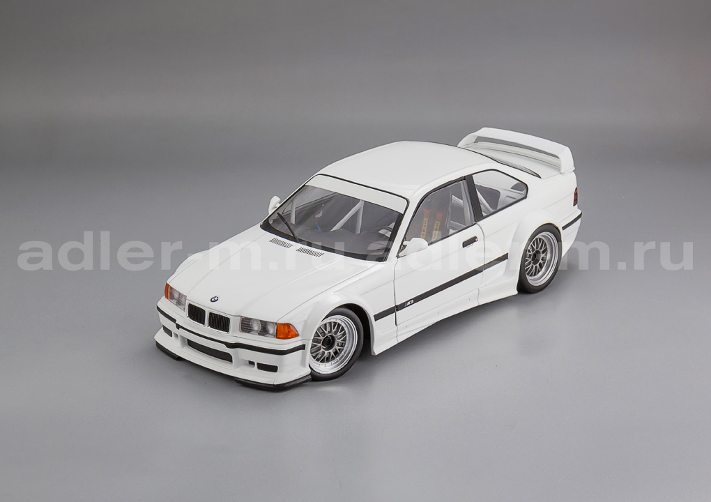 WERK83 1:18 BMW M3 (E36) GTR (Plain body version) (white) W18051001