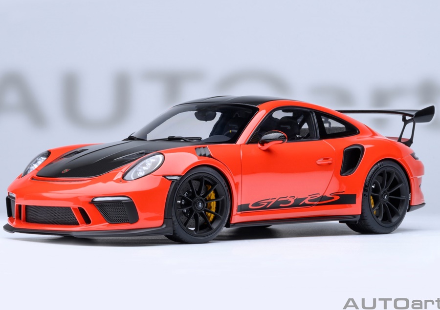 AUTOART 1:18 Porsche 911 (991.2) GT3 RS Weissach Package (lava orange) 78177