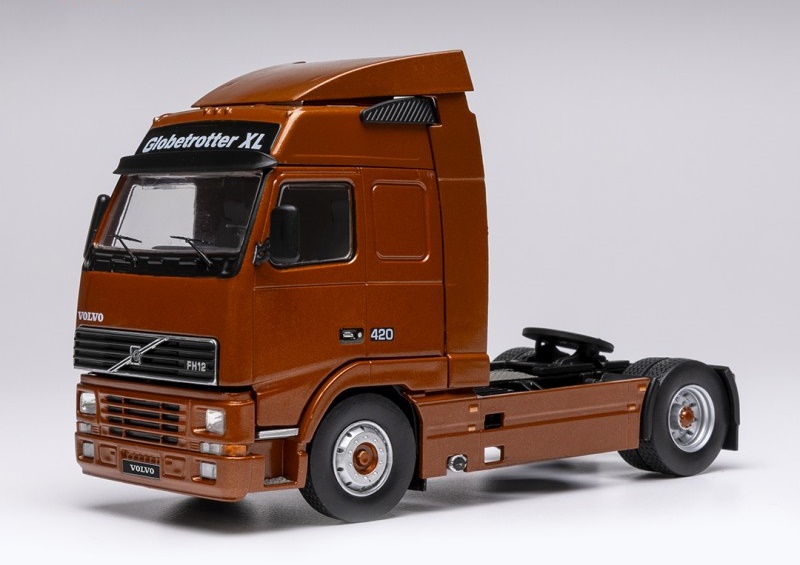 IXO 1:43 Volvo FH12 - 1994 (copper) TR231