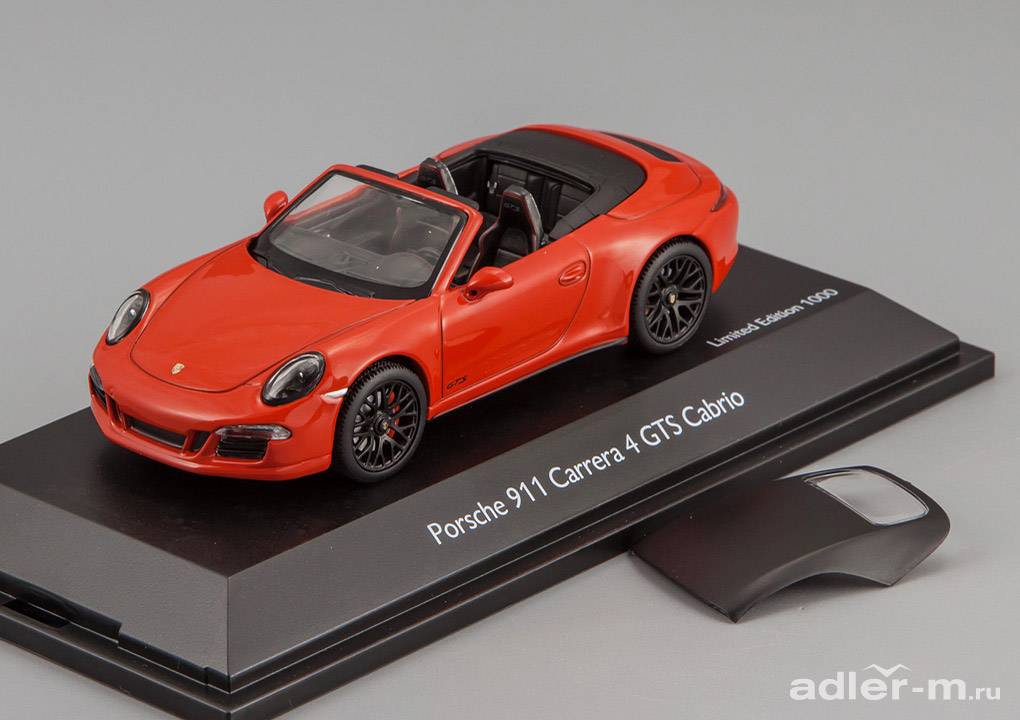 SCHUCO 1:43 Porsche Carrera 4 GTS Cabrio (red) 45 075 8600