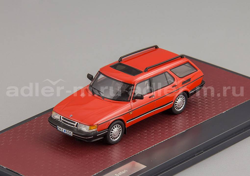 MATRIX 1:43 SAAB 900 Safari - 1990 (red) MX41801-031