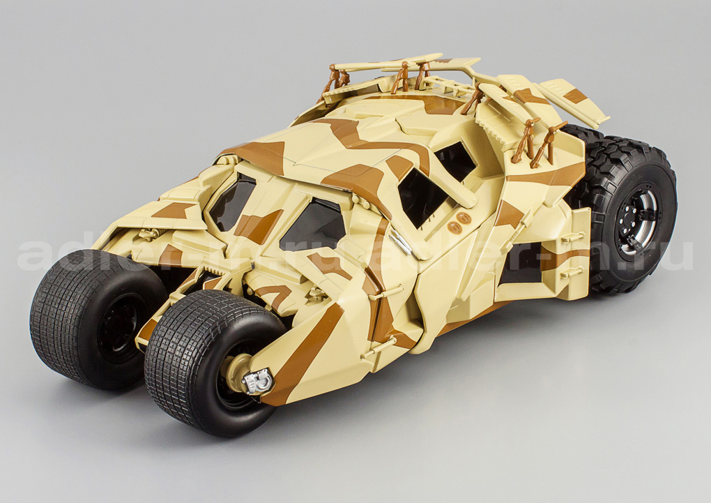 HOT WHEELS 1:18 Batmobile Tumbler "The Dark Knight Trilogy" (camouflage) BCJ76