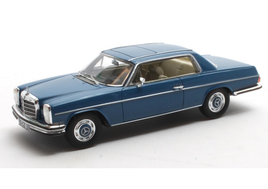 MATRIX 1:43 Mercedes-Benz 250 C (W114) /8 - 1968 (blue met) MX11302-242