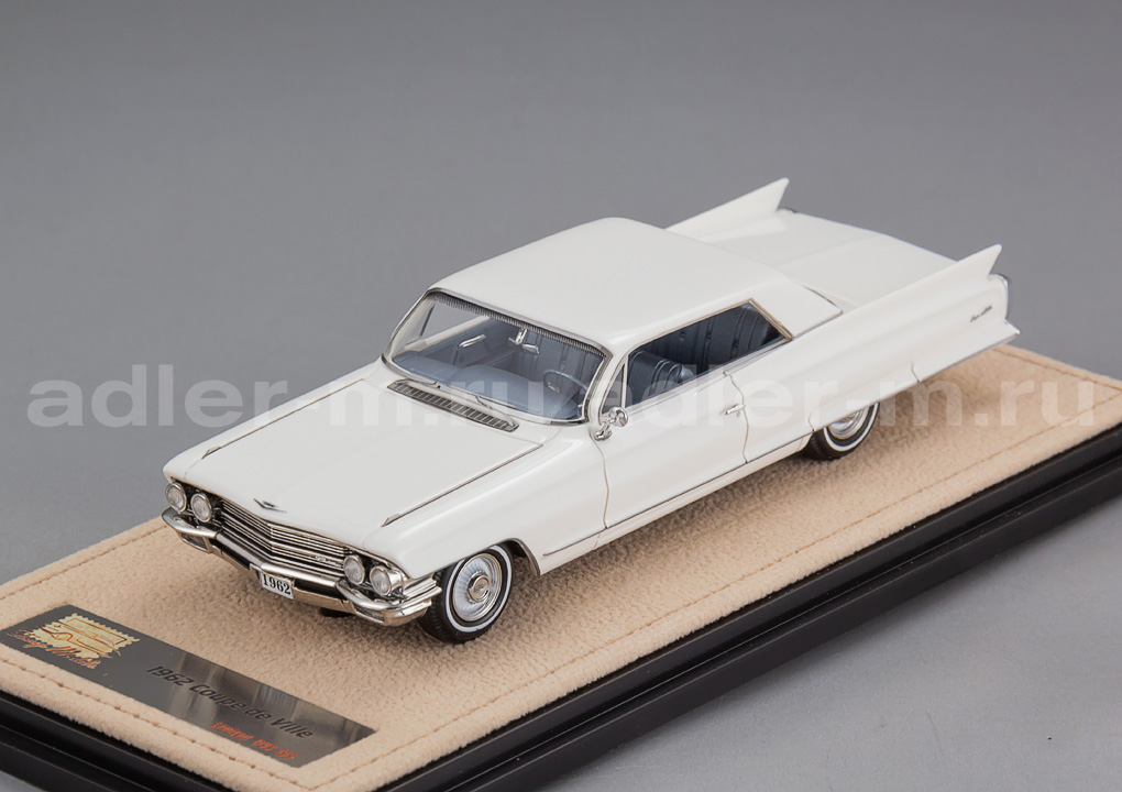 GLM + STAMP MODELS 1:43 Cadillac Coupe de Ville - 1962 (white) STM62602