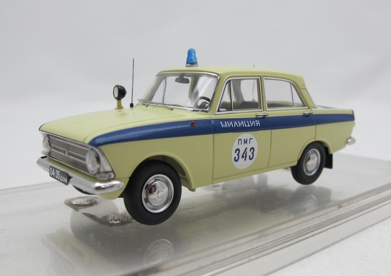 DIP MODELS 1:43 Советский автомобиль тип 412ИЭ 1975 г. "ПМГ" г. Жданов, УССР (Банан) 141215