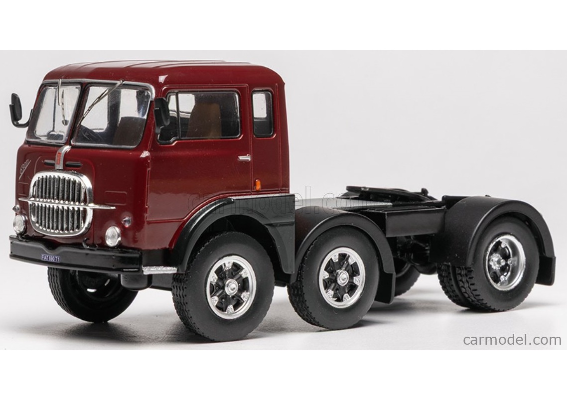 IXO 1:43 Fiat 690 T1 - 1961 (darkred) TR256