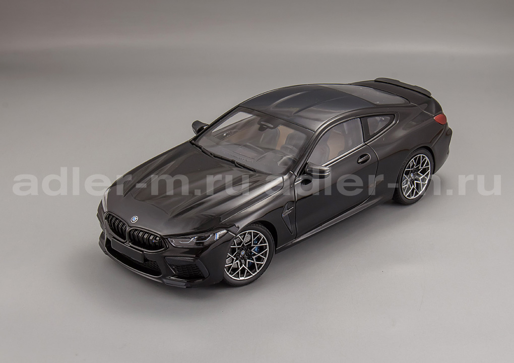 MINICHAMPS 1:18 BMW M8 Coupé - 2020 (black) 110029021