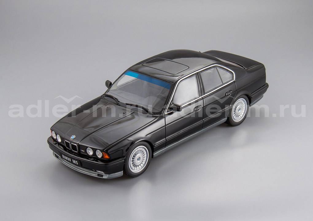 OTTO MOBILE 1:18 BMW E34 M5 Phase I 1989 (black) OT690