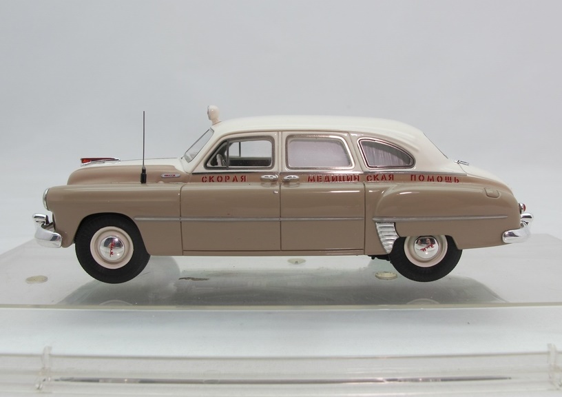 DIP MODELS 1:43 Санитарный автомобиль 1957 г., Ленинград 101234