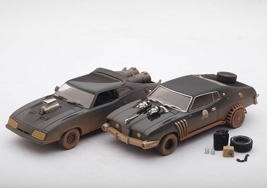 AUTOART 1:43 Ford Falсon & Ford Landau - The Road Warrior Interceptor/Enemy Car «Mad Max 2» 52749