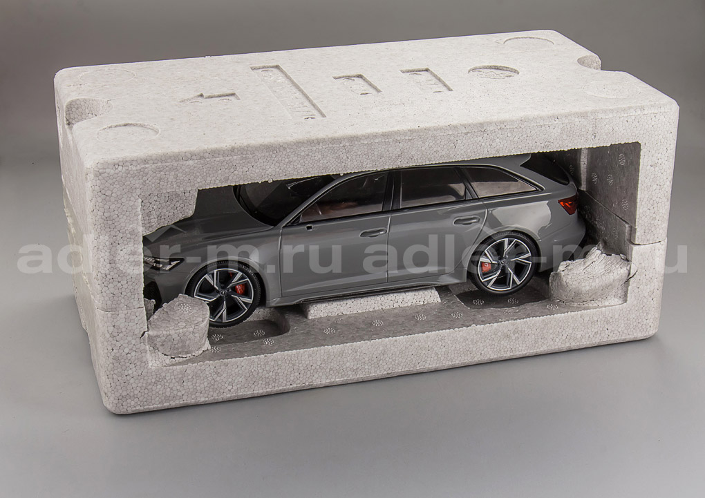 MINICHAMPS 1:18 Audi RS6 Avant - 2020 (УЦЕНКА!) 5012016251-DIS