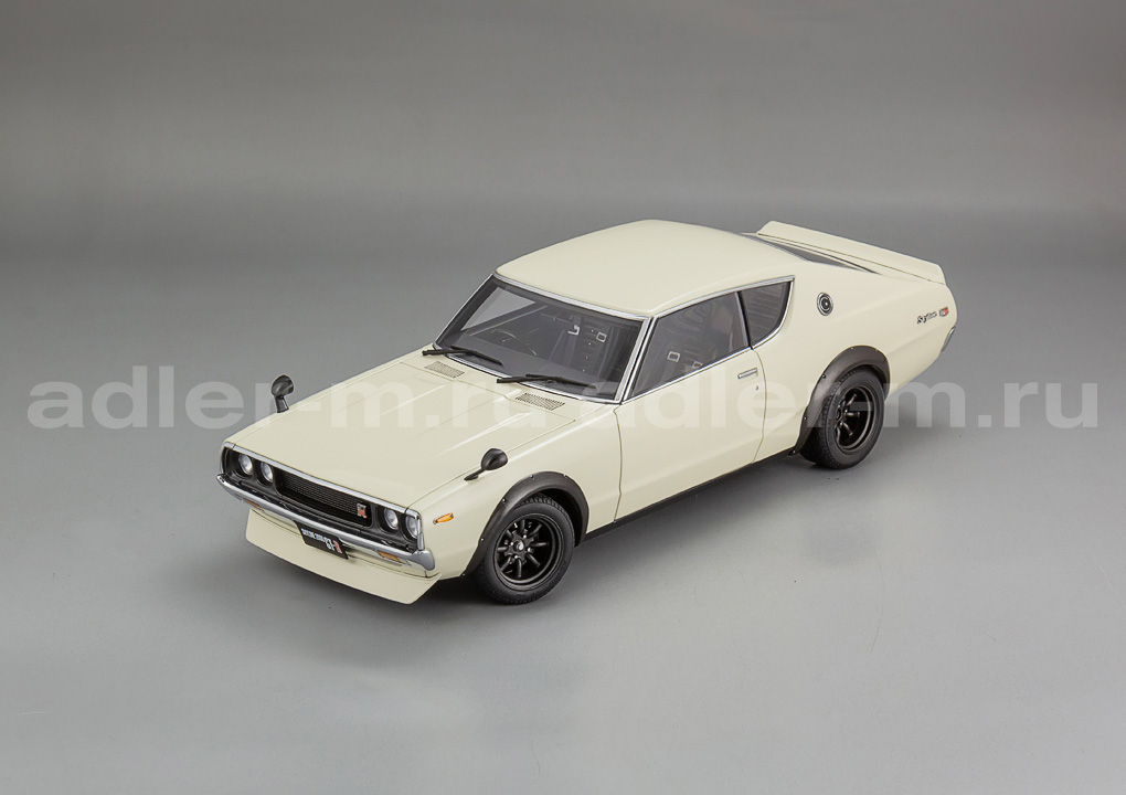 AUTOART 1:18 Nissan Skyline 2000 GT-R (KPGC110) Tuned version, RS Watanabe wheel (white) 77467
