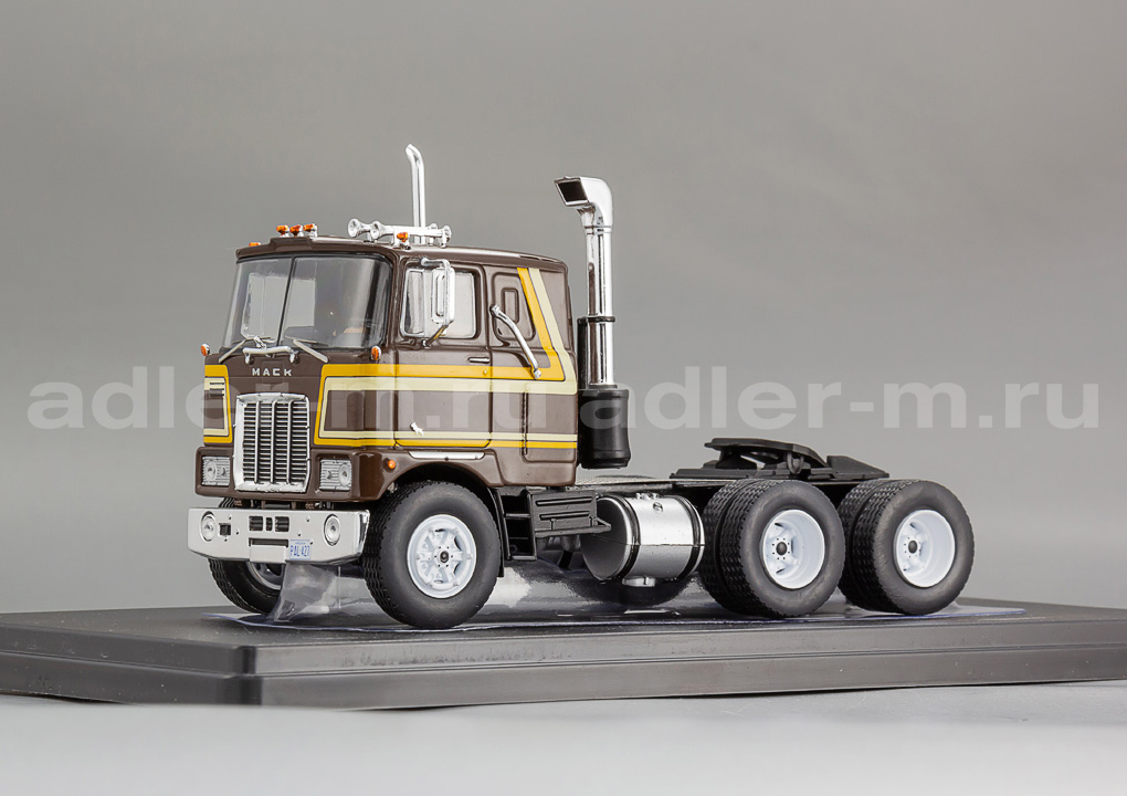 IXO 1:43 Mack Serie F - 1977 (brown) TR191