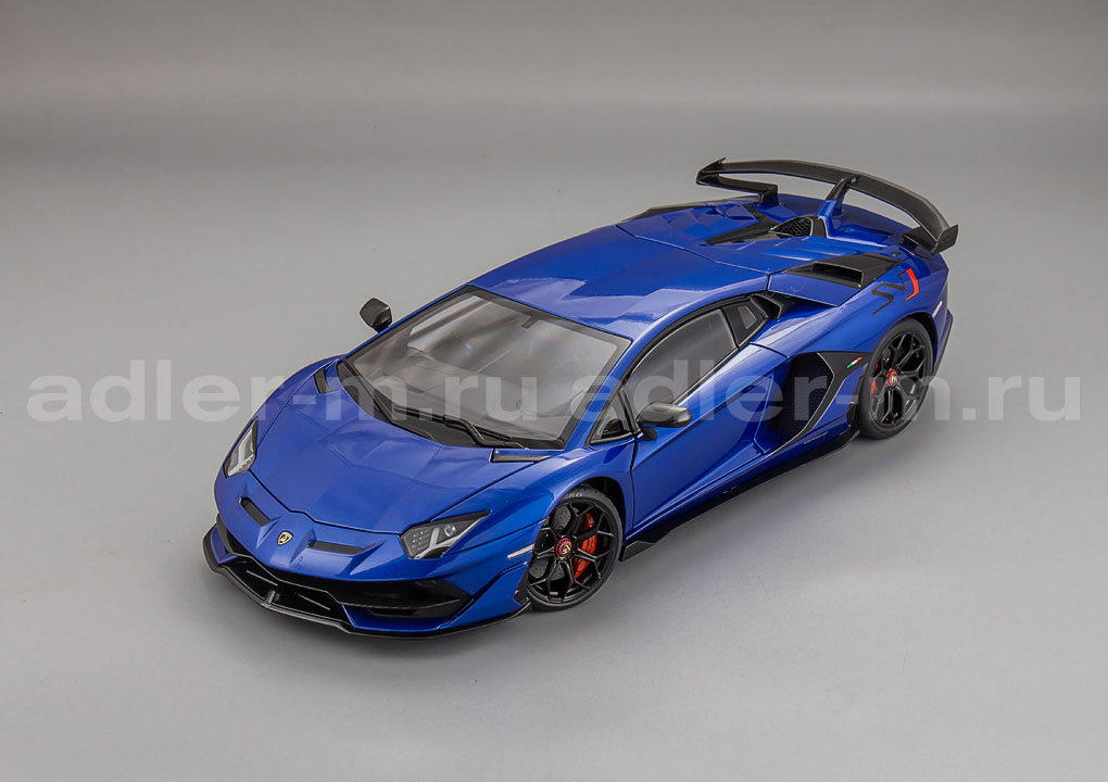 AUTOART 1:18 Lamborghini Aventador SVJ (met blue) 79174
