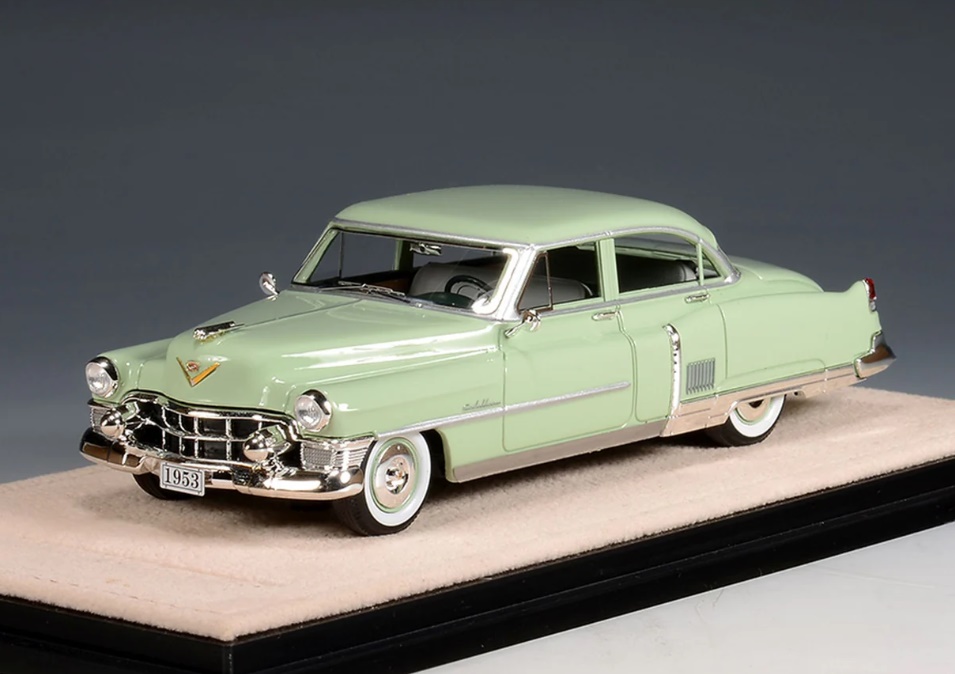 GLM + STAMP MODELS 1:43 Cadillac Fleetwood Sixty Special - 1953 (gloss green) STM53203