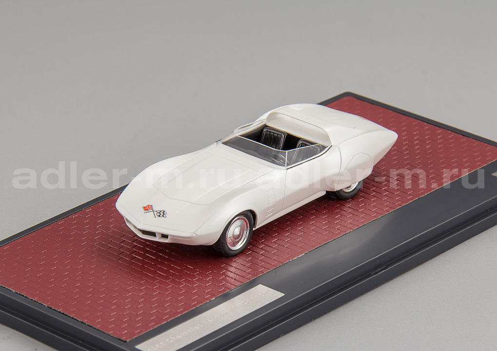 MATRIX 1:43 Chevrolet Astrovette Concept - 1958 (met white) MX50302-061