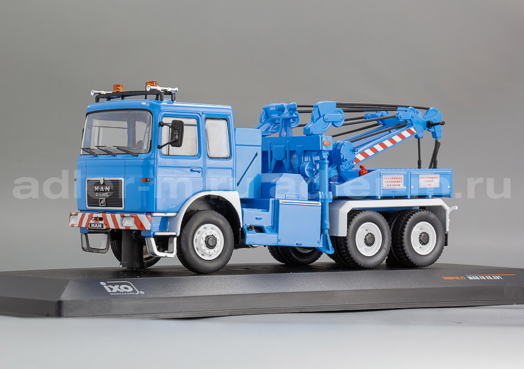 IXO 1:43 MAN F 8 26.281 (blue) TRU043B