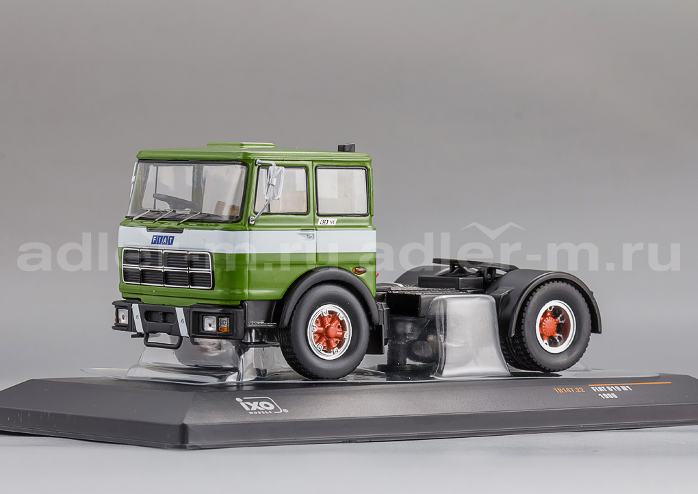 IXO 1:43 Fiat 690 T1 - 1961 (green/white) TR147