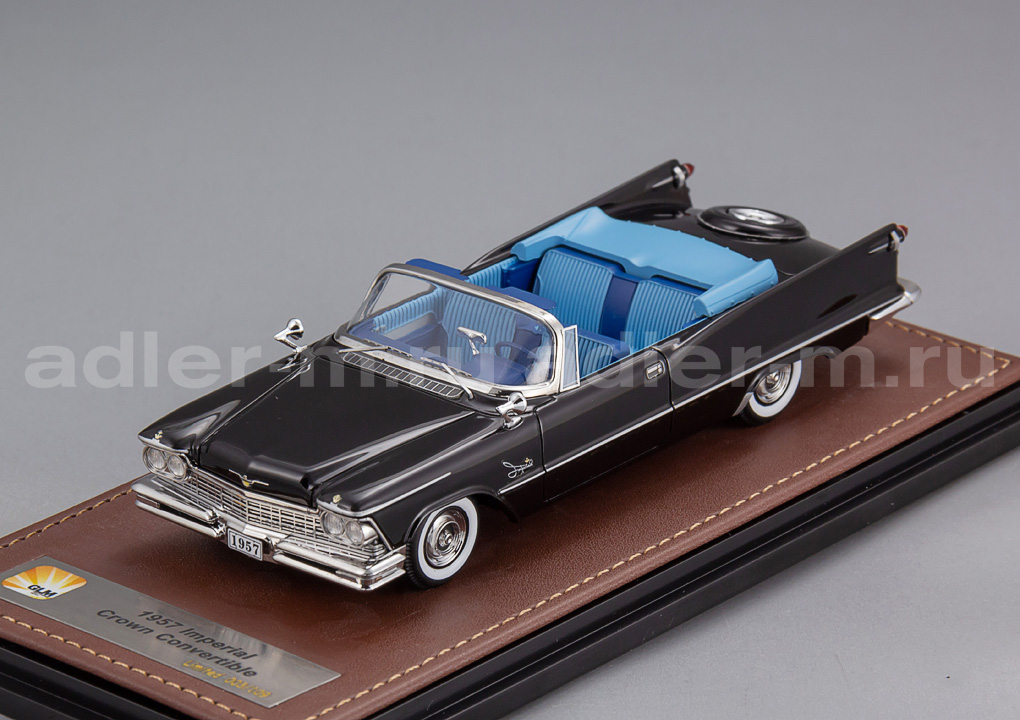 GLM + STAMP MODELS 1:43 Imperial Crown Convertible Open roof - 1957 (black, double headlight) GLM132203