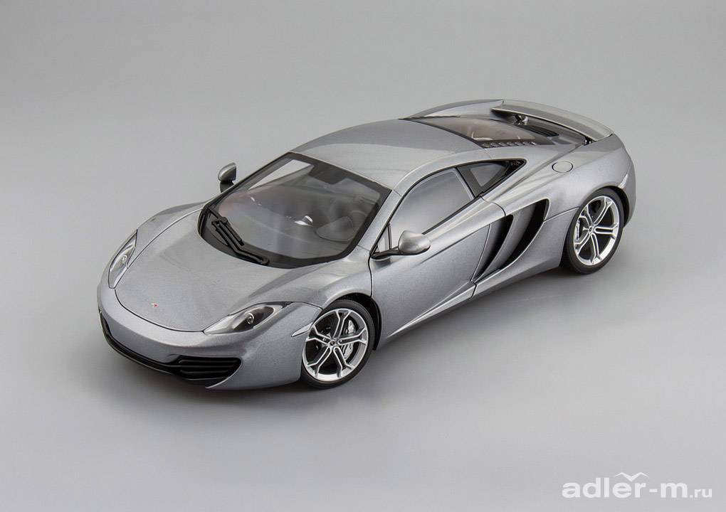 AUTOART 1:18 McLaren MP4-12C - 2011 (silver) 76007