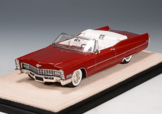 GLM + STAMP MODELS 1:43 Cadillac de Ville Convertible Open roof - 1967 (Flamenco Red) STM67705