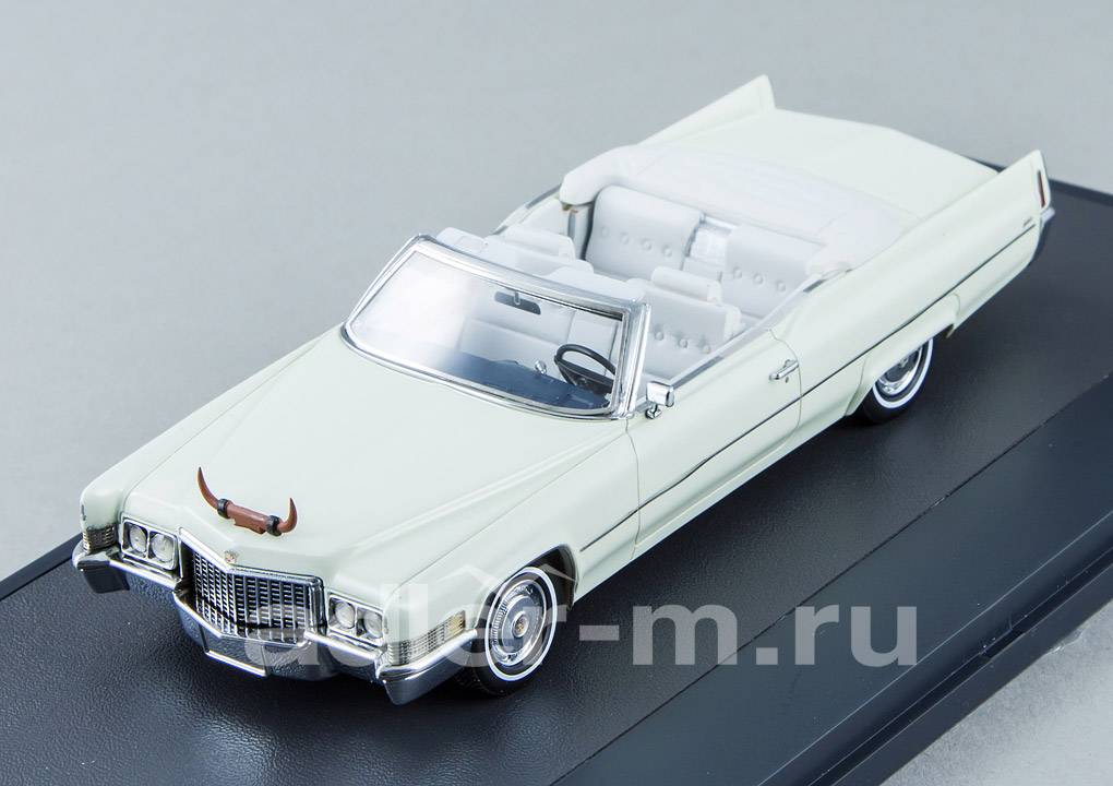 MATRIX 1:43 Cadillac Coupe de Ville Convertible "JDH" 1970 (white) MX20301-171