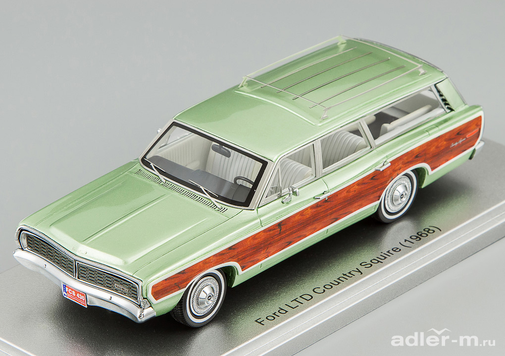 KESS SCALE MODELS 1:43 Ford Country Squire Station Wagon 1968 (green) KE43015000