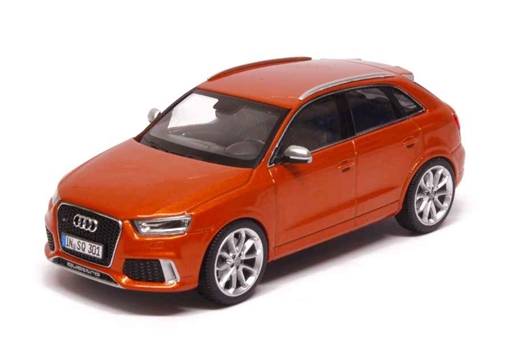 SCHUCO 1:43 Audi RS Q3 2013 (samoa orange metallic) 45 075 1200