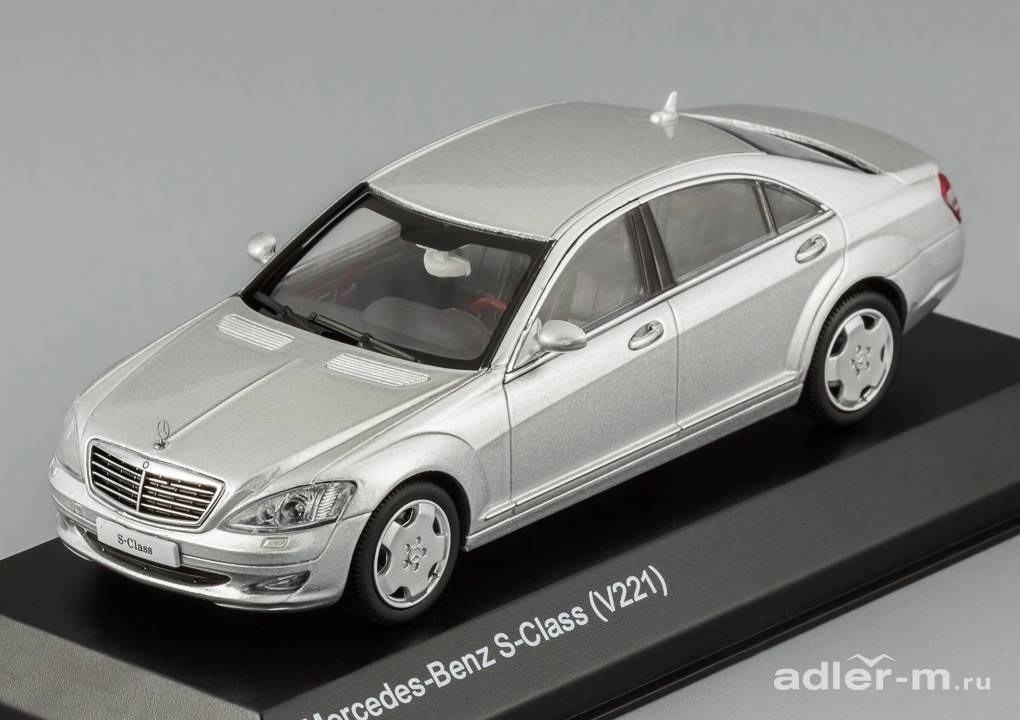 KYOSHO 1:43 Mercedes-Benz S600L (W221) (silver) 03632S