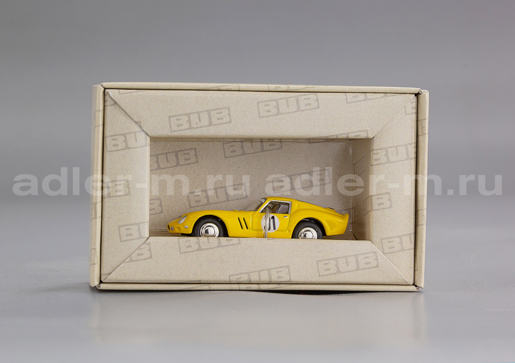 PREMIUM CLASSIXXS 1:87 Ferrari 250 GTO #31 B08000