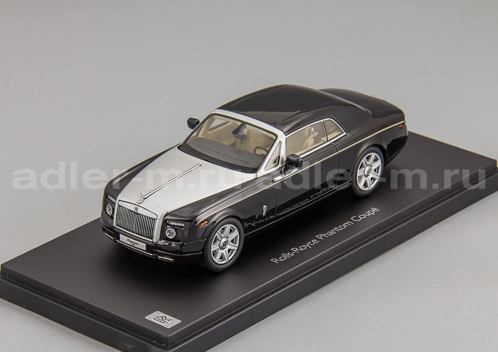 KYOSHO 1:43 Rolls-Royce Phantom Coupe (diamond black) 05531DBK