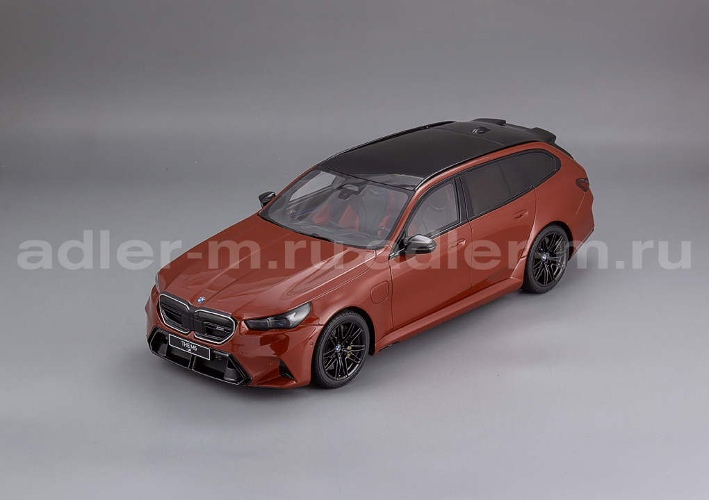 GT SPIRIT 1:18 BMW M5 Touring - 2025 (red) GT964