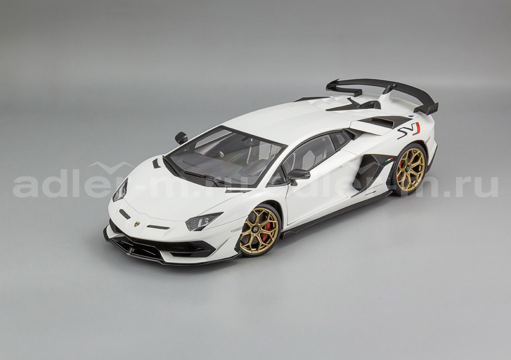 AUTOART 1:18 Lamborghini Aventador SVJ (white) 79217