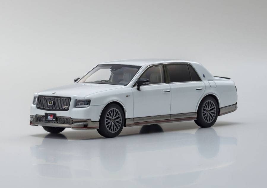 KYOSHO 1:43 Toyota Century GRMN (white pearl) 03694GW
