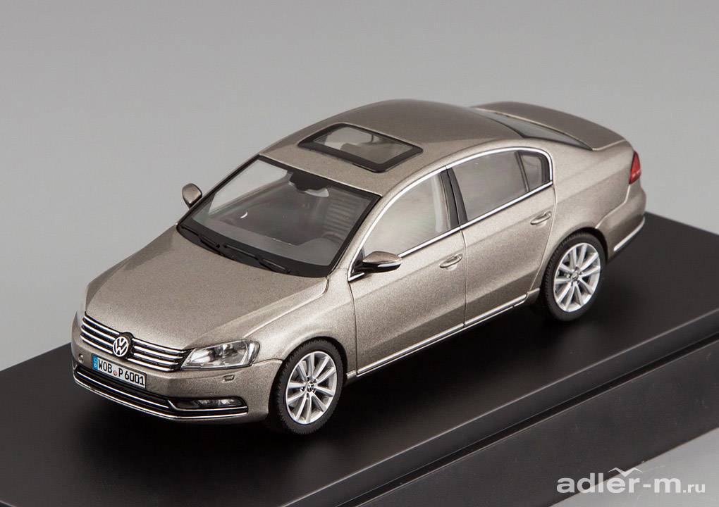 SCHUCO 1:43 Volkswagen Passat Limousine 2010 (cashmere met.) 431310