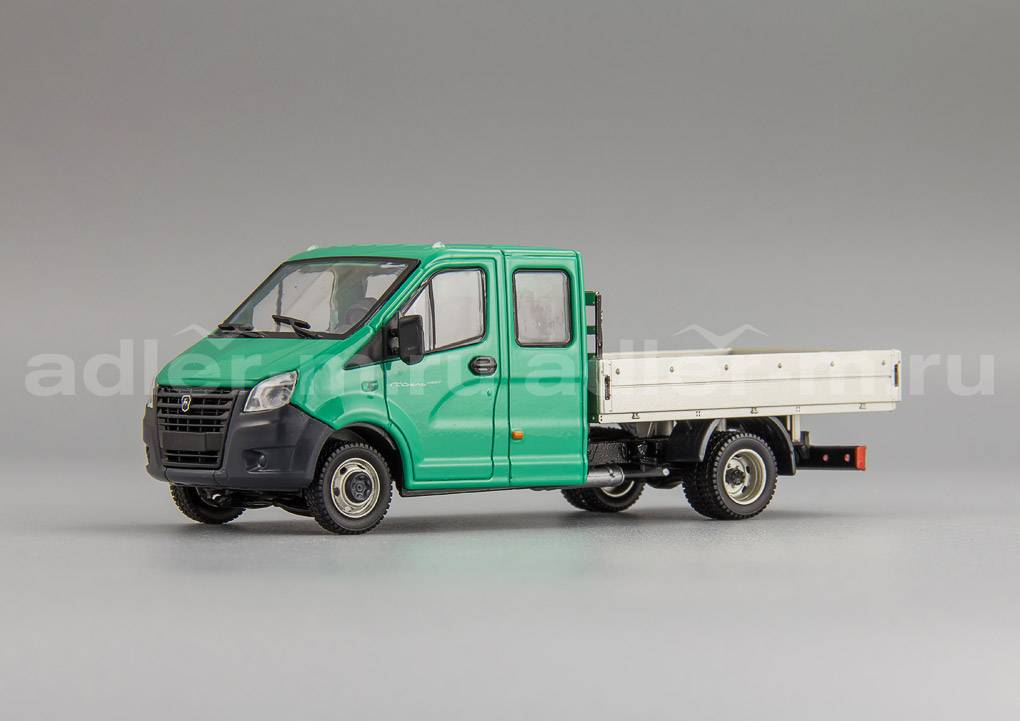 НАШ АВТОПРОМ 1:43 Горьковский автомобиль A22R33 (зеленый) H562