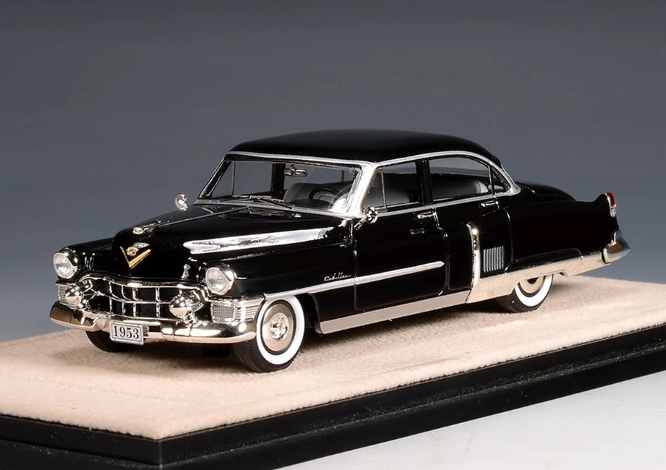 GLM + STAMP MODELS 1:43 Cadillac Fleetwood Sixty Special - 1953 (black) STM53202