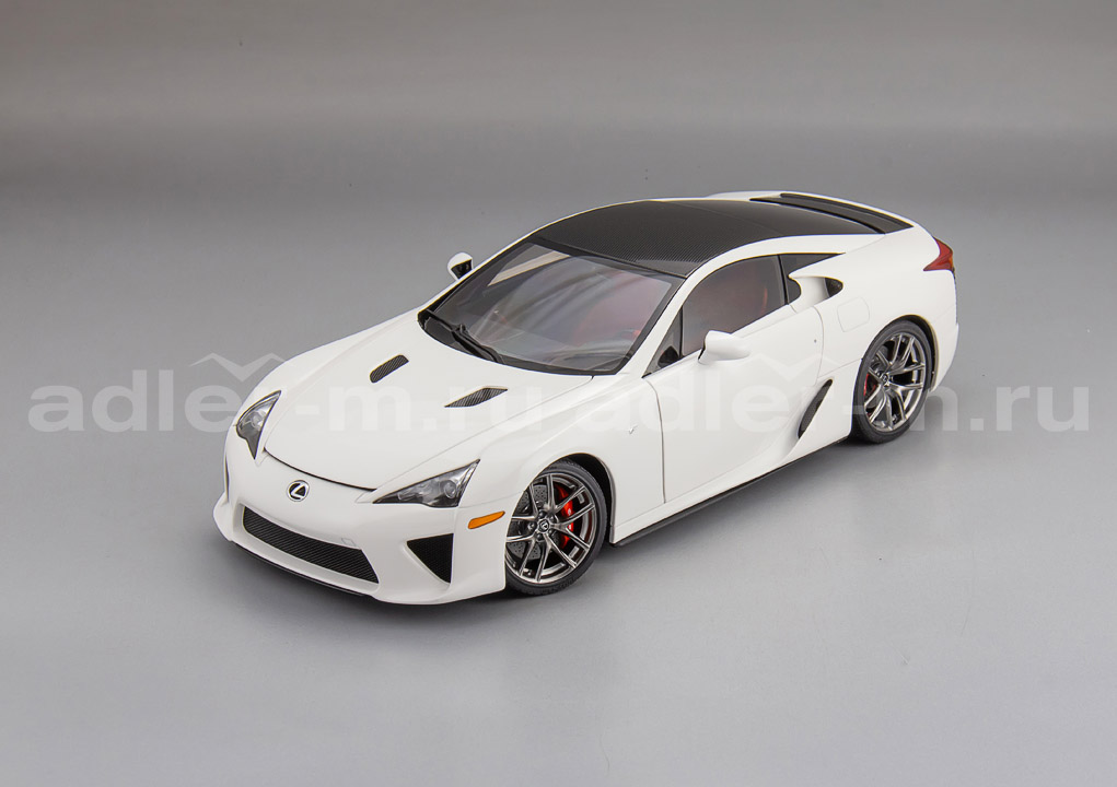 AUTOART 1:18 Lexus LFA (white / carbon) 78851