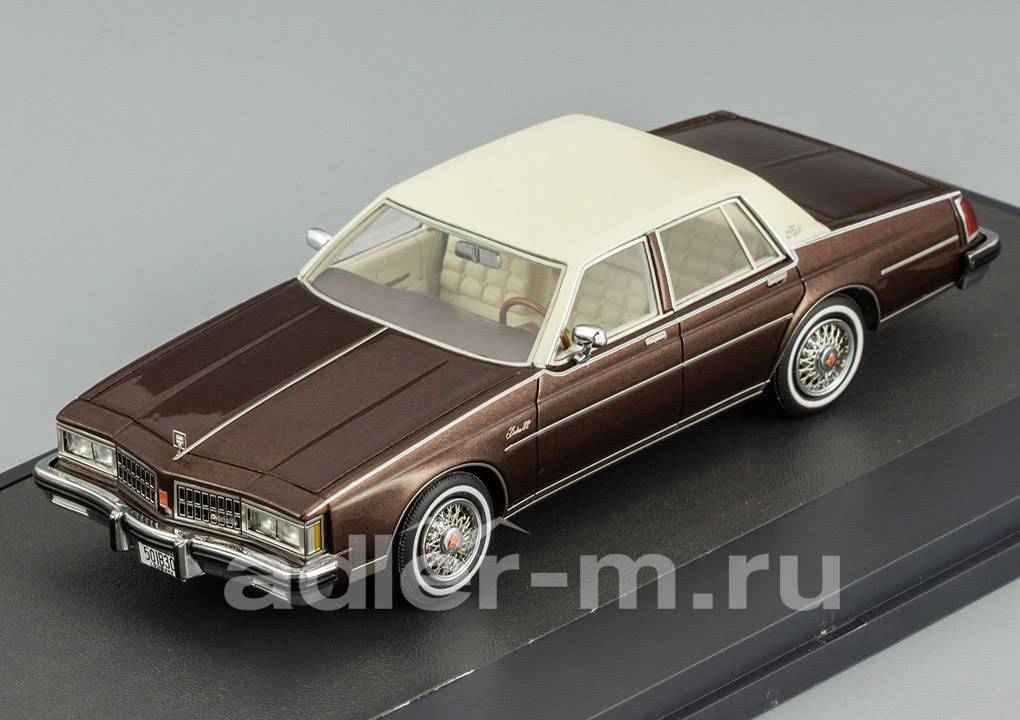 MATRIX 1:43 Oldsmobile Delta 88 4 door 1980 (brown metallic) MX21501-301