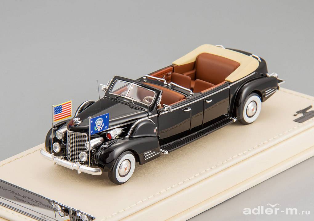 TRUESCALE MINIATURES 1:43 Cadillac Series 90 V16 Presidential Limousine "Queen Mary" 1938 (black) TSMCE154303