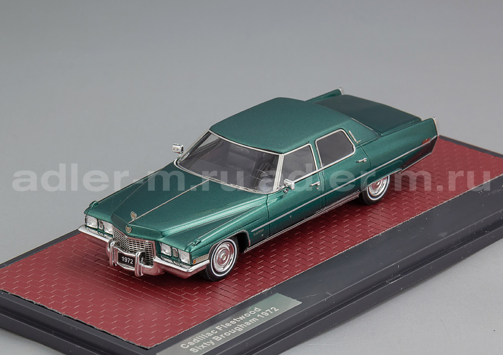 MATRIX 1:43 Cadillac Fleetwood sixty Brougham - 1972 (green metallic) MX20301-473