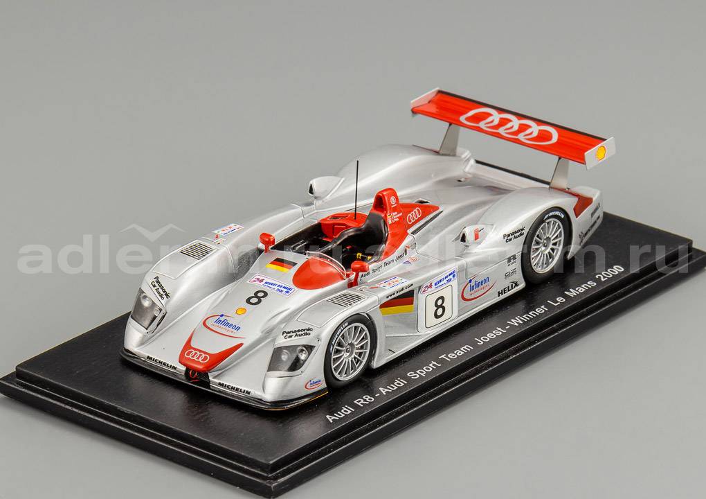 SPARK 1:43 Audi R8 #8 Winner Le Mans 2000 Audi Sport Team Joest T. Kristensen - E. Pirro - F. Biela 43LM00