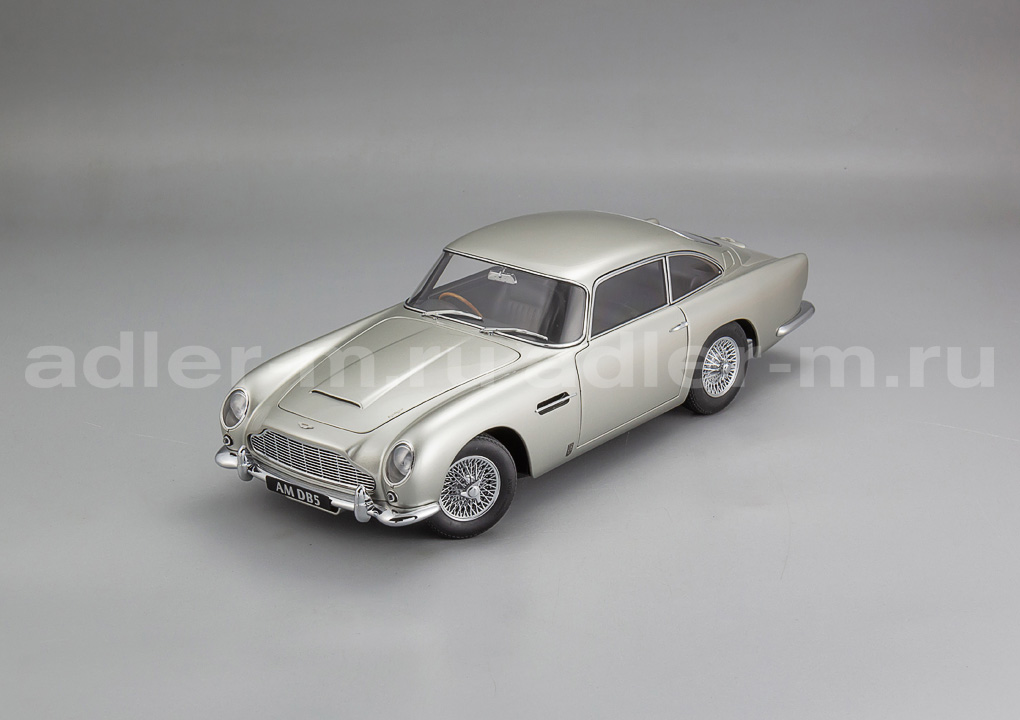 AUTOART 1:18 Aston Martin DB5 - 1964 (birch silver) 70287