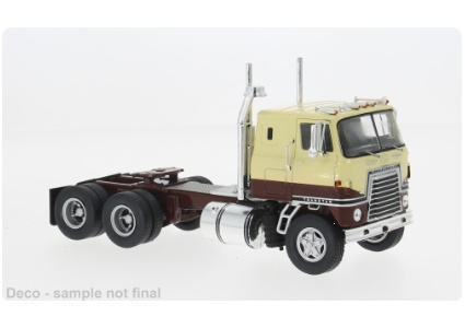 IXO 1:43 International Transtar COE - 1965 (beige/brown) TR201