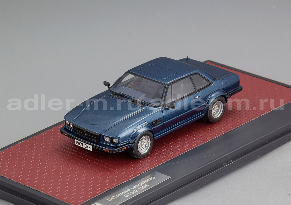 MATRIX 1:43 De Tomaso Longchamp GTS/E - 1988 (blue metallic) MX40404-033