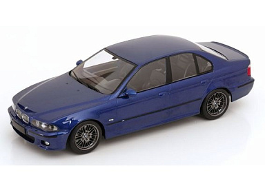 BMW 1:18 BMW M5 E39 - 1998 (blue met.) KKDC181621